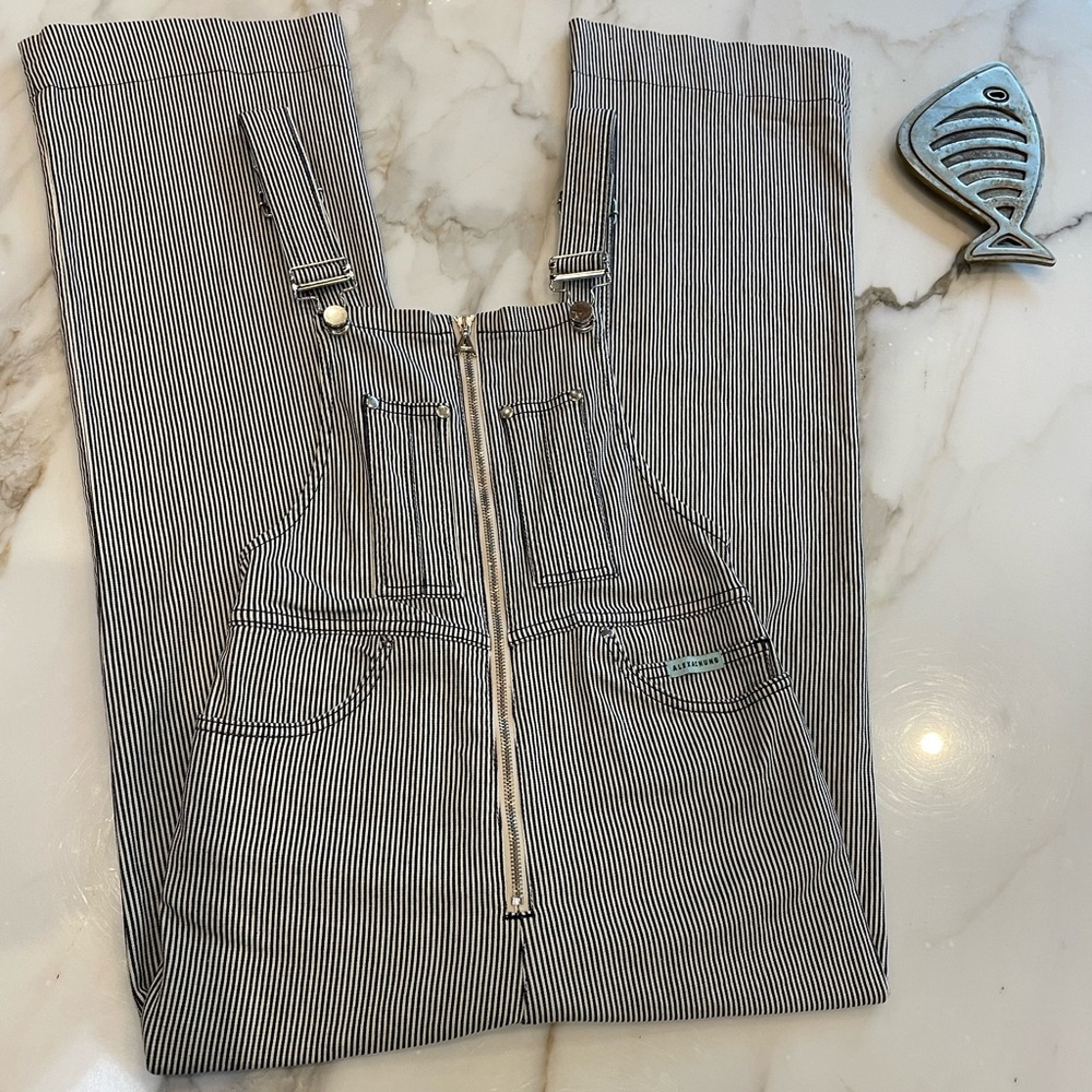 ALEXACHUNG Striped Overalls!!! - Picture 6 of 13